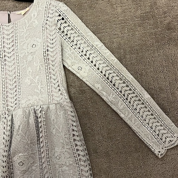 - Tea and rose small gray dress - Picture 4 of 5